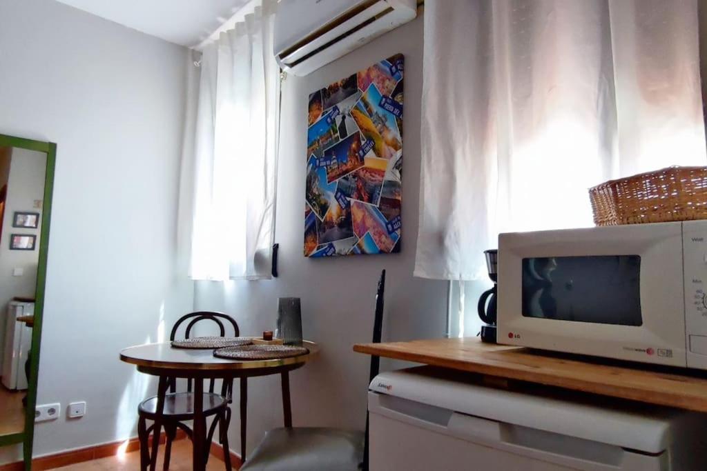 Estudio Lavapies Cerca De Anton Martin Madrid Eksteriør bilde